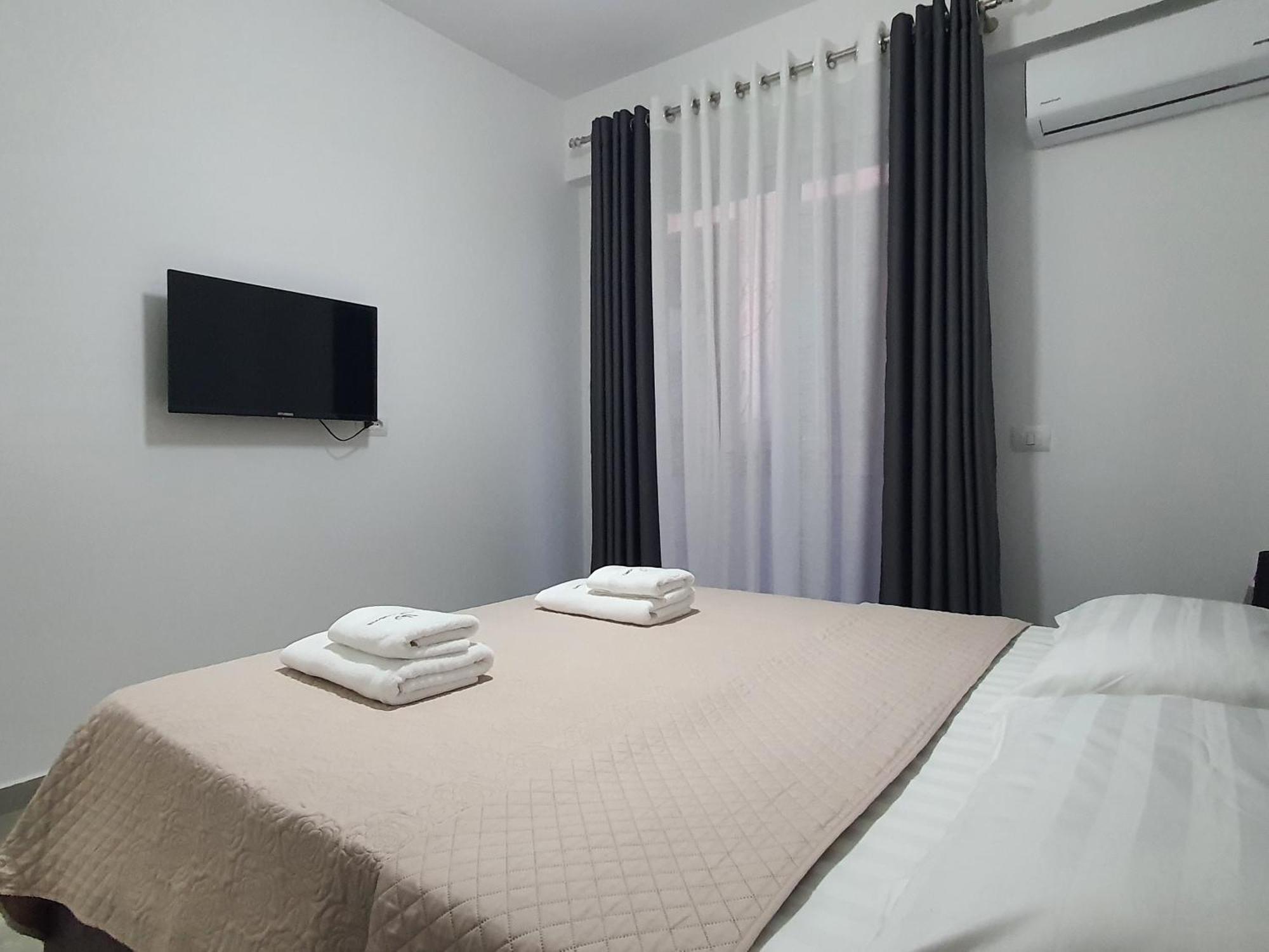 Flore Rooms Sarandë Rum bild